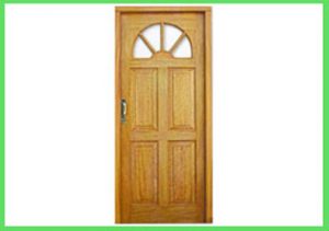 Puerta de madera