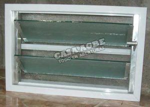 Ventiluz de aluminio completo, reja y mosquitero