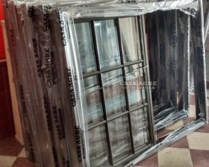Ventana aluminio bronce colonial