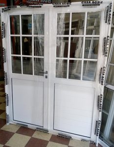puerta de aluminio